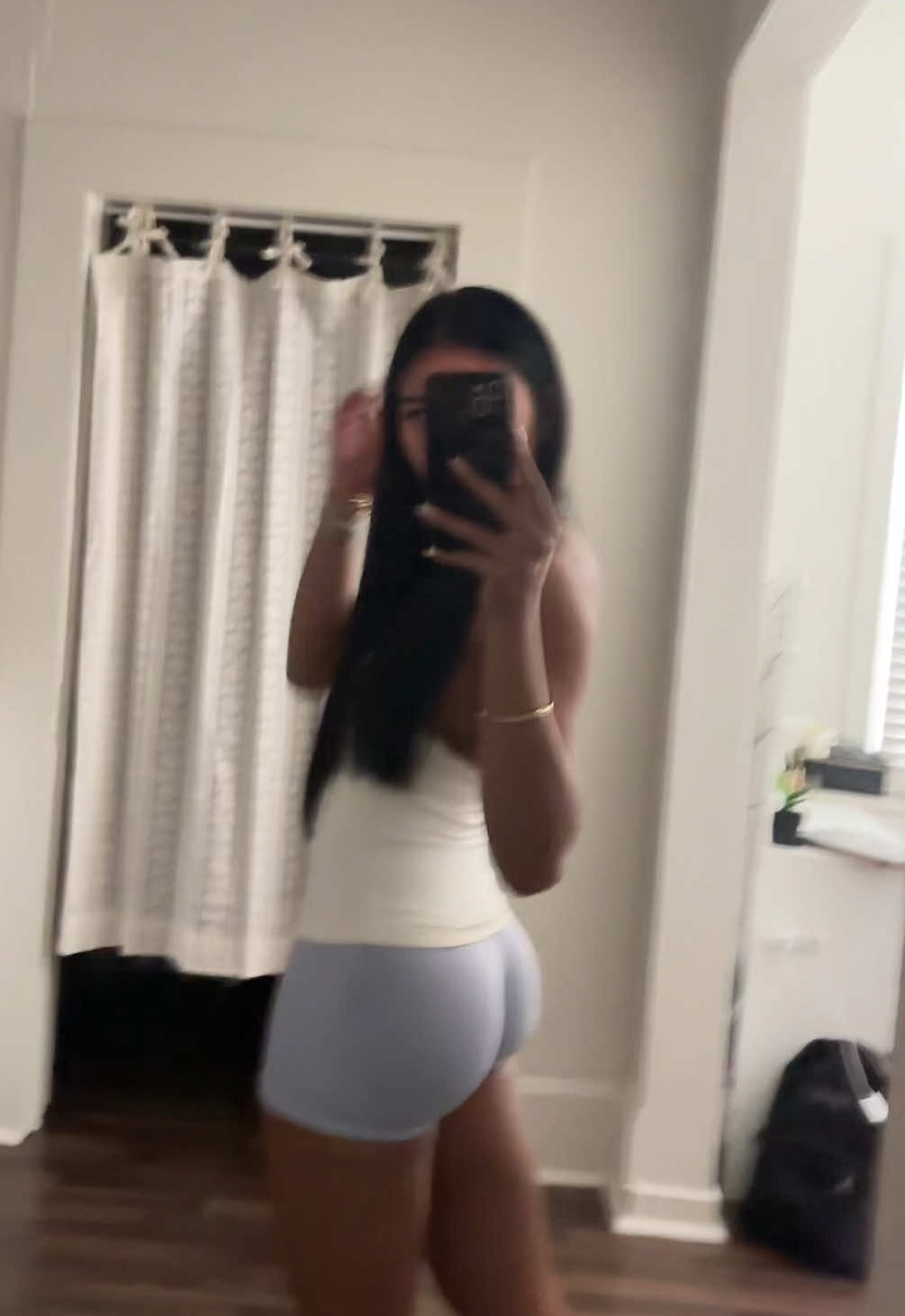 @krisela mae