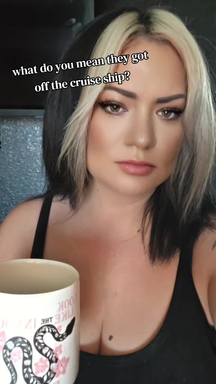 @Sarena🖤🌷