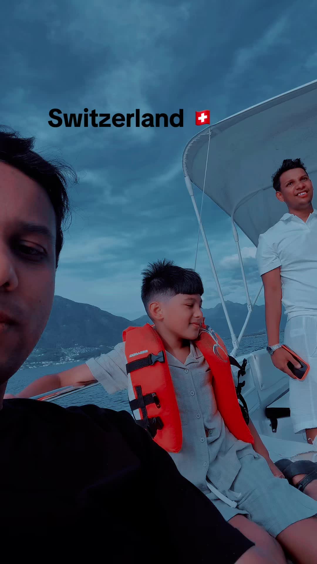 @Travelling with mukidđ¨đ
