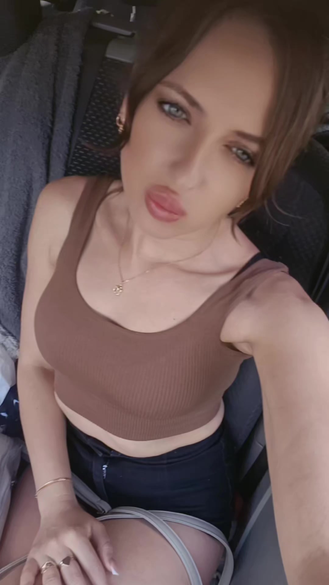 @yuliana