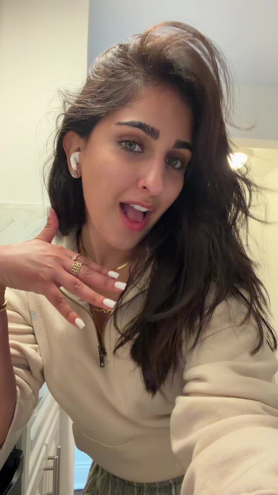 @Zamby🕊