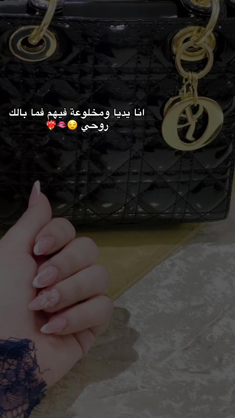 @Louly moon 09๐