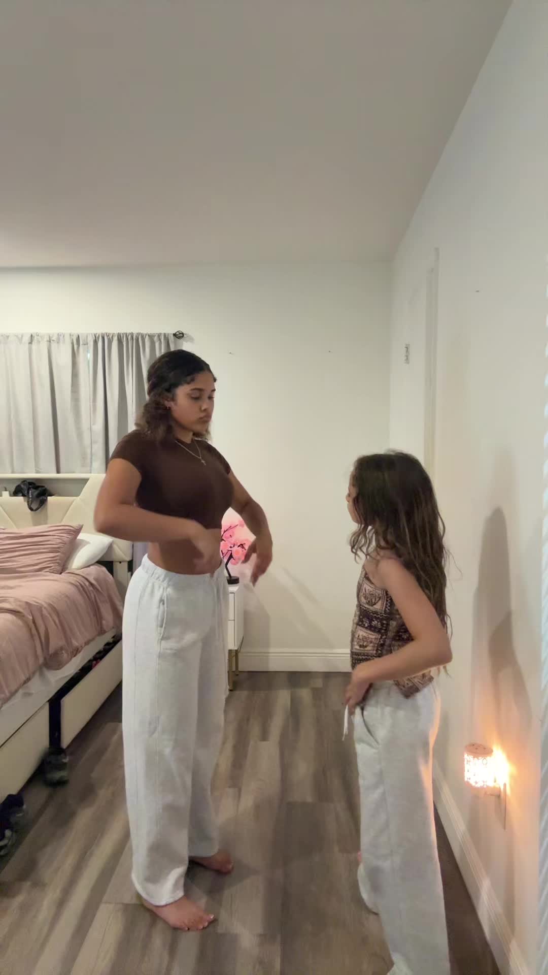 @💕miaaandbella💕