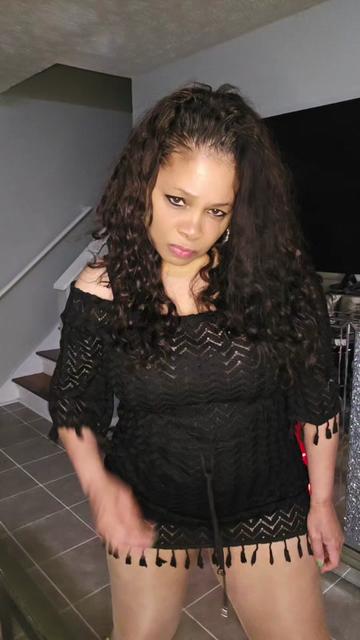 @Lovely Lady Sonia