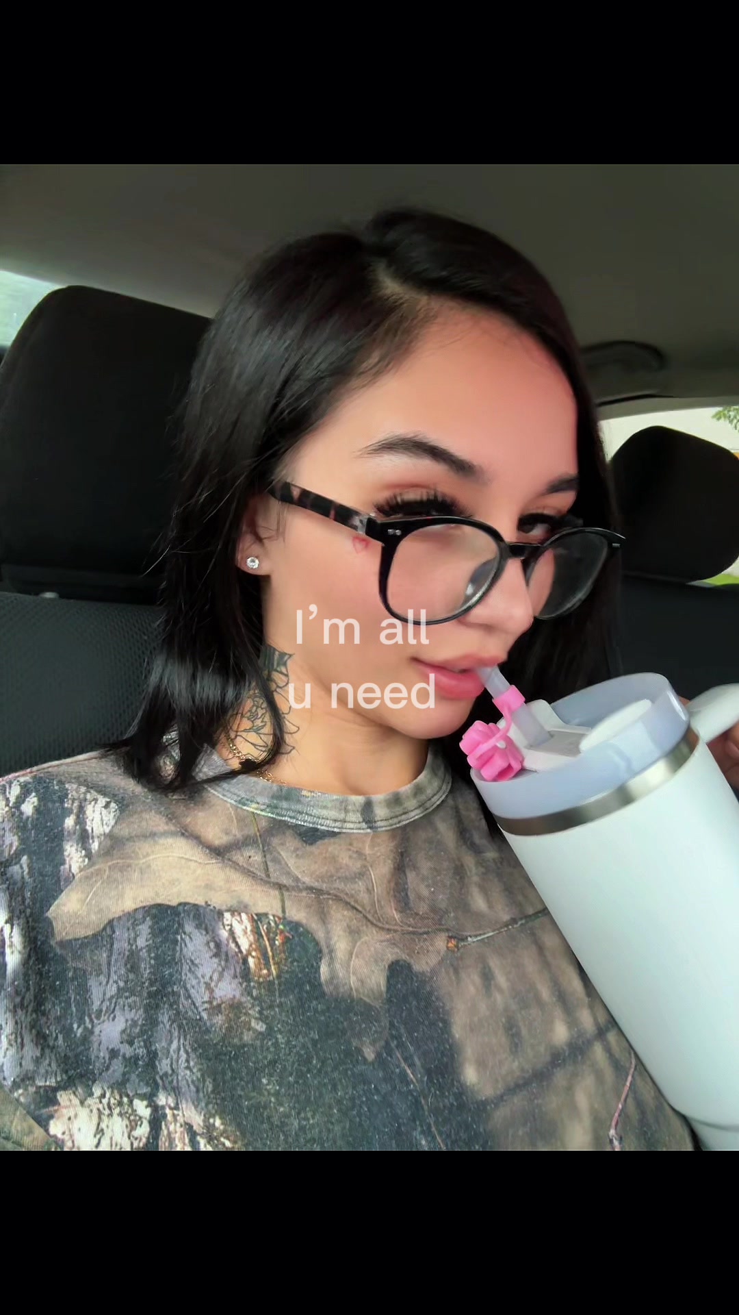 @famoussjennn