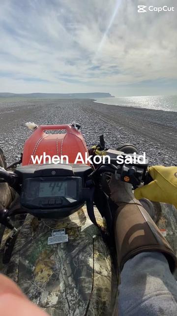 @DmitriDirks24