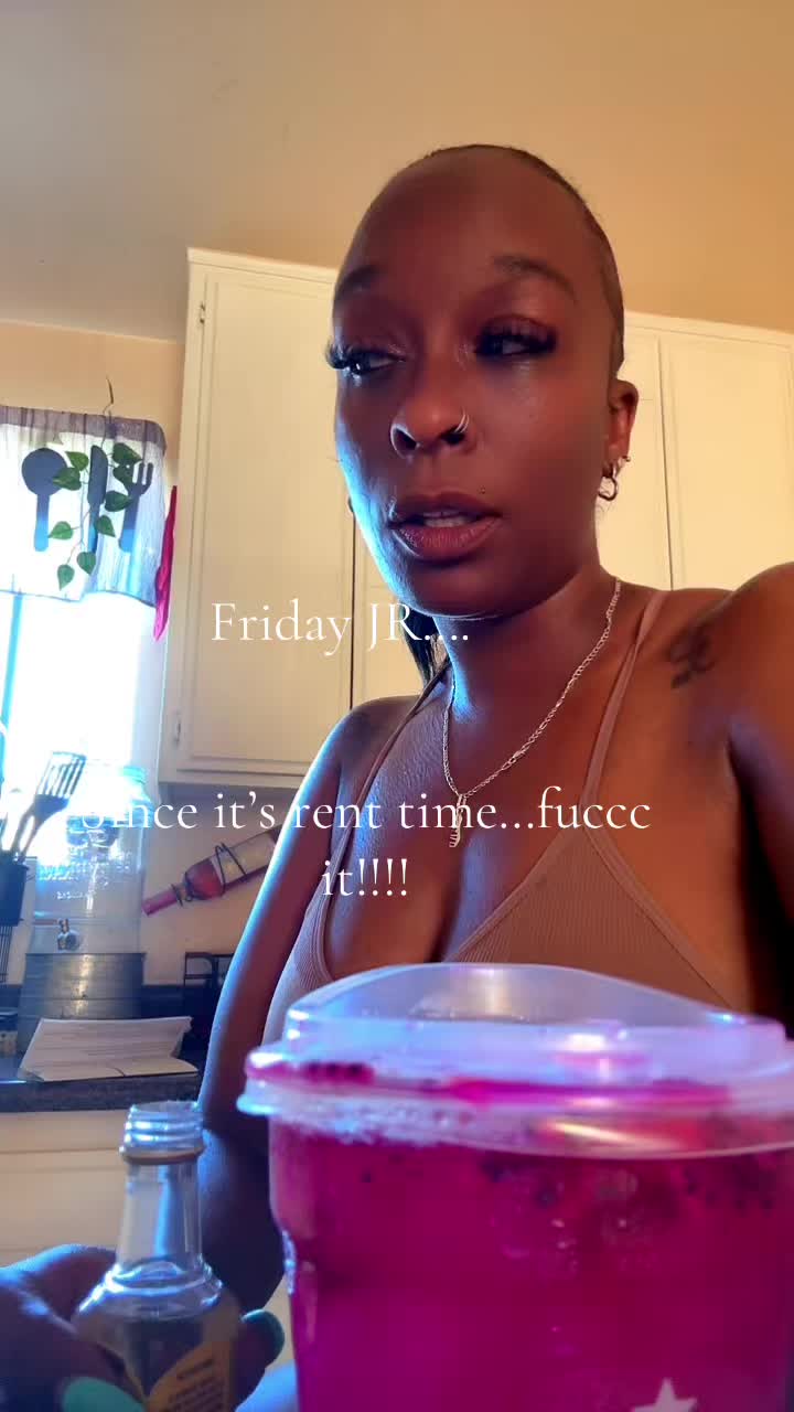 @BlackHelloKity