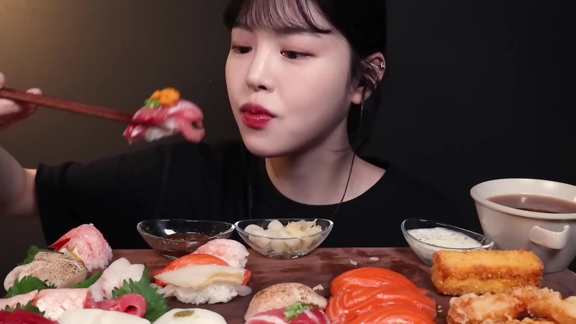 @ASMR J