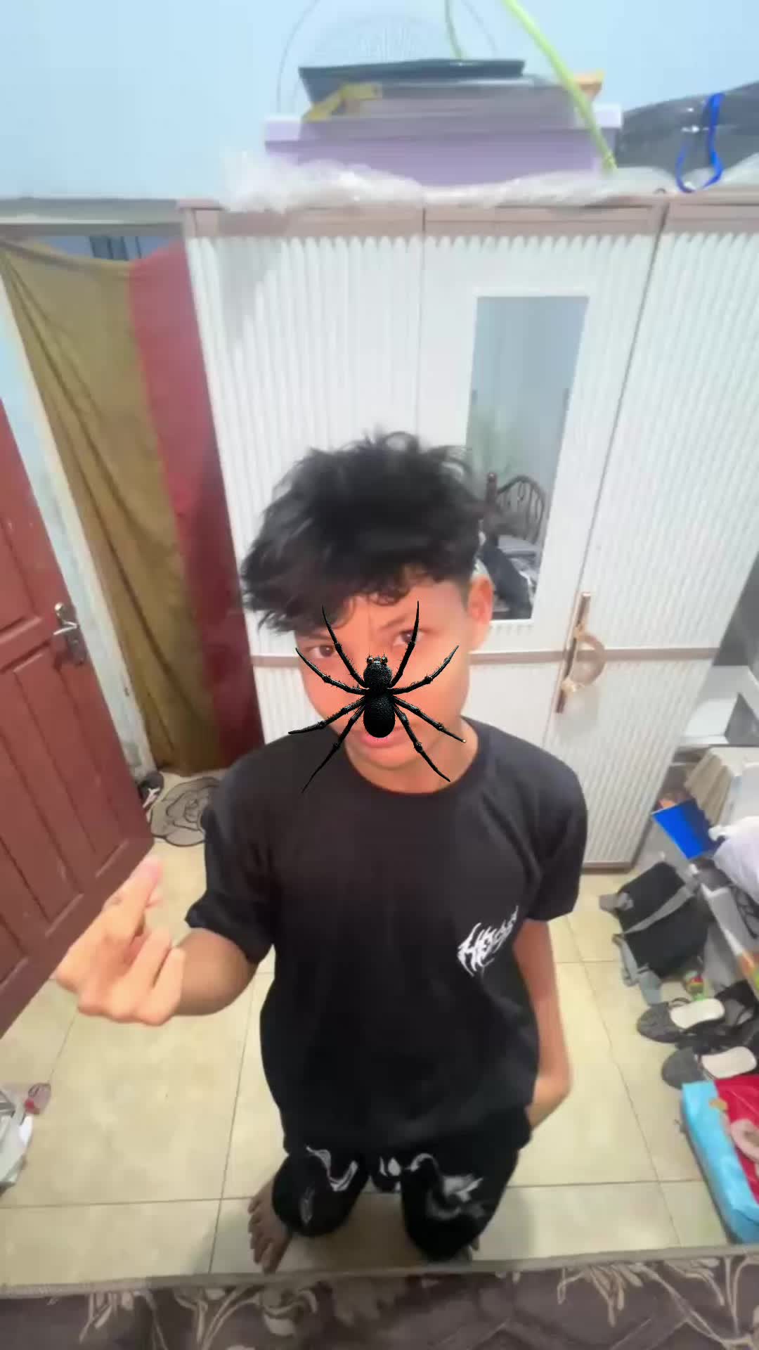 @zaniehbous🀄