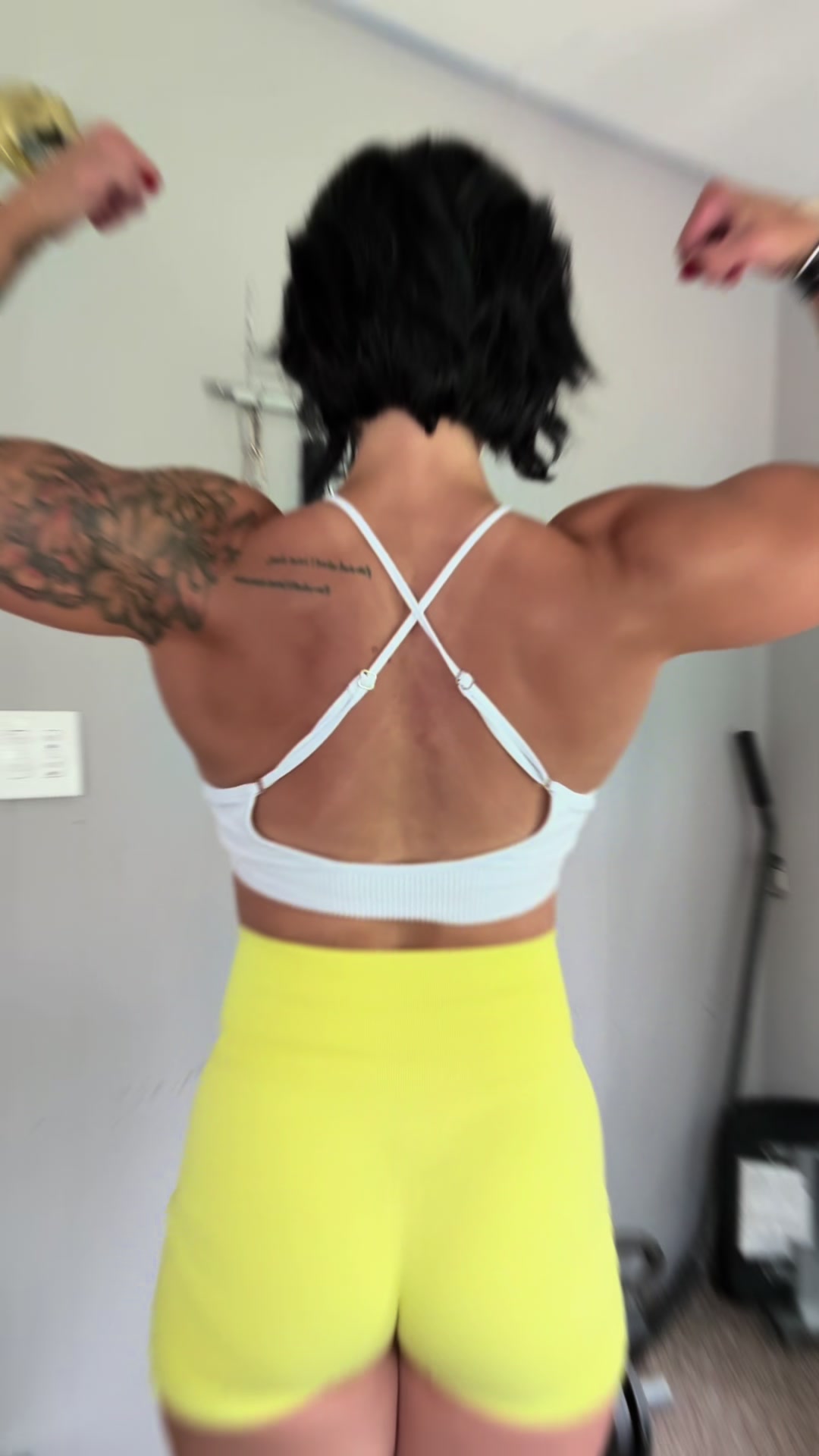@fitmom_of_4_