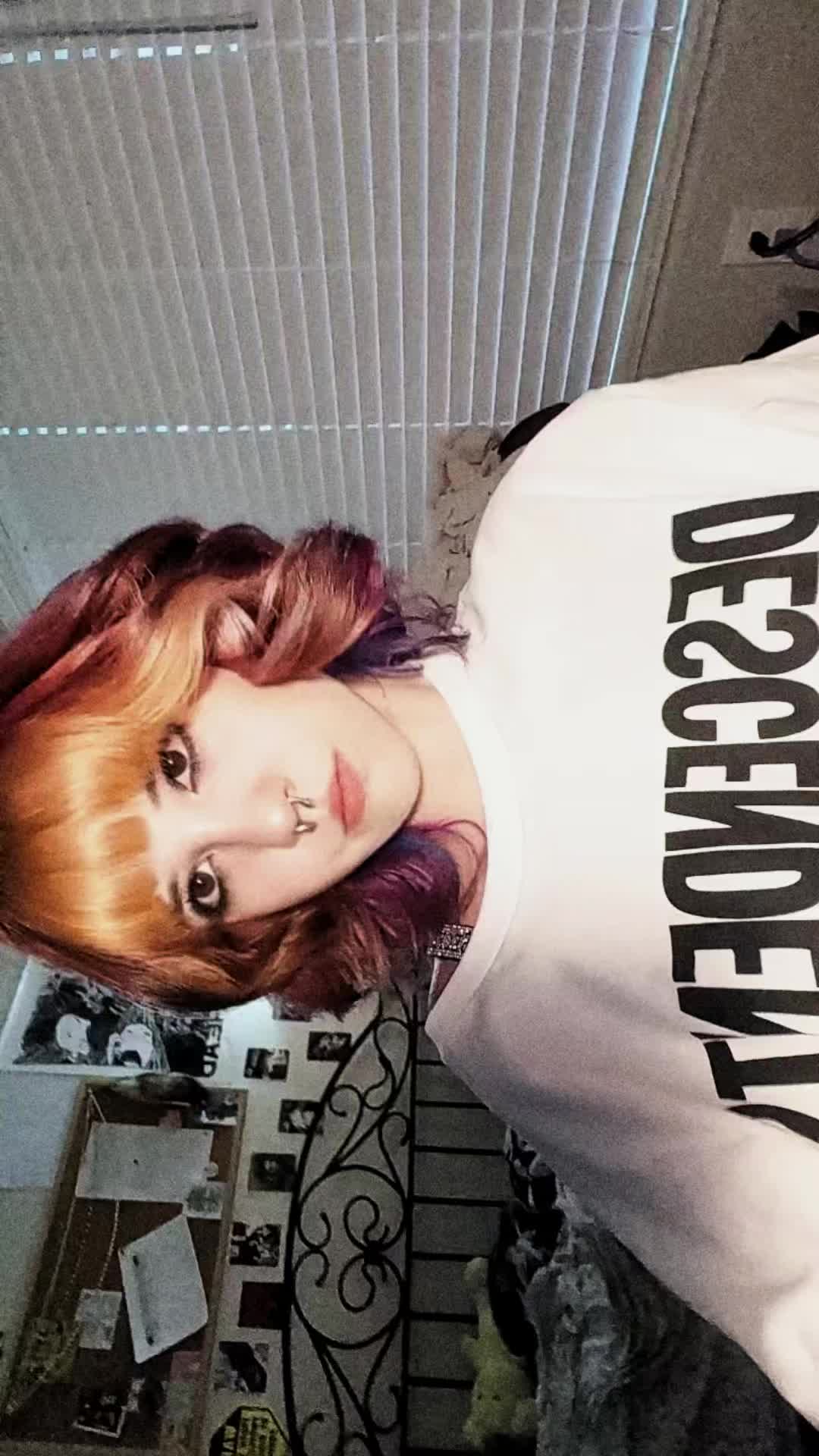 @𝐾𝑦★