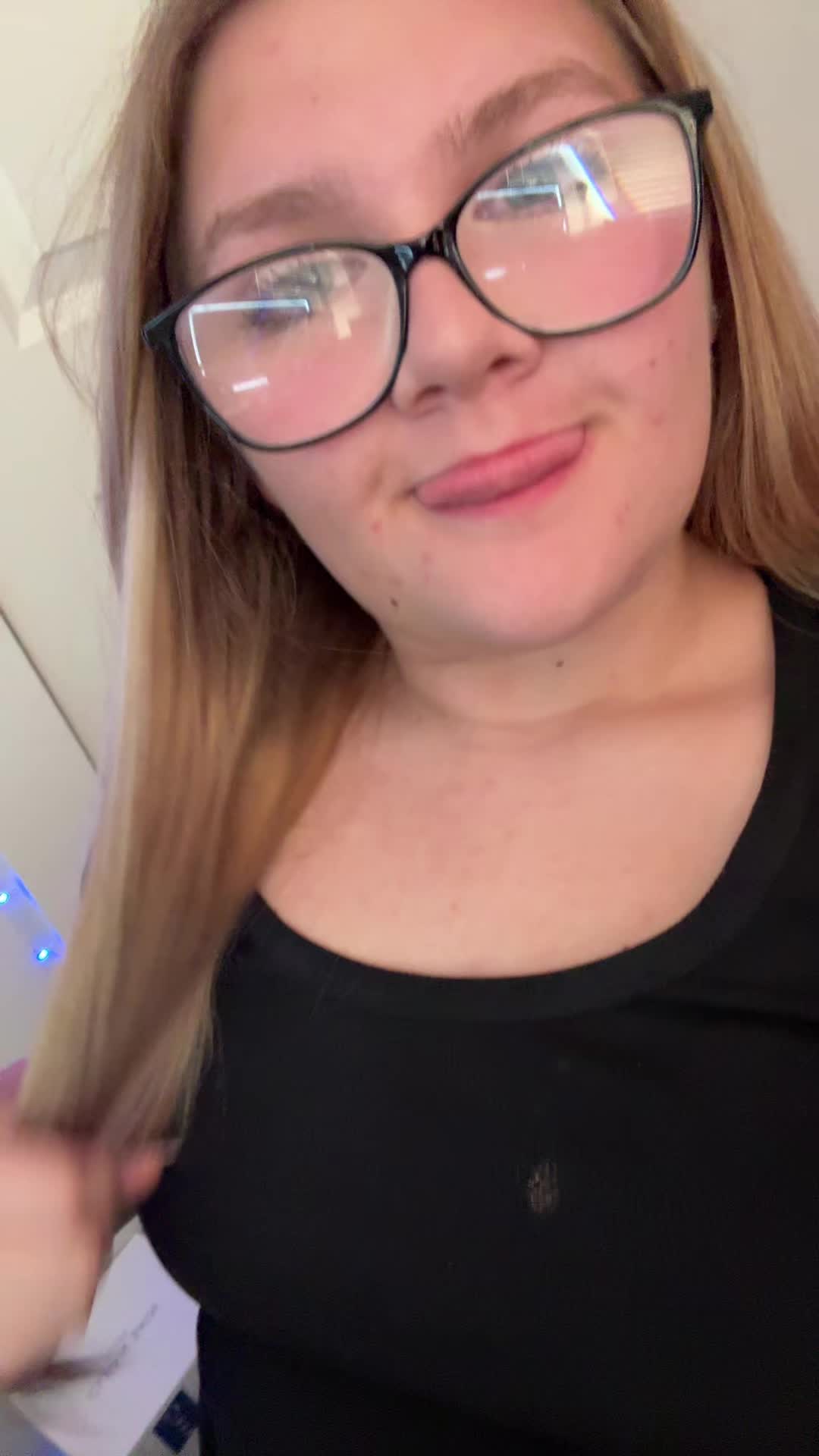@Isabella