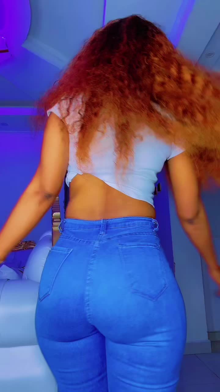 @👑ᵟᵁᴱᴱᴺ𝓢𝓱𝓲𝓵𝓪 𝓚𝓮𝓵𝓵𝔂