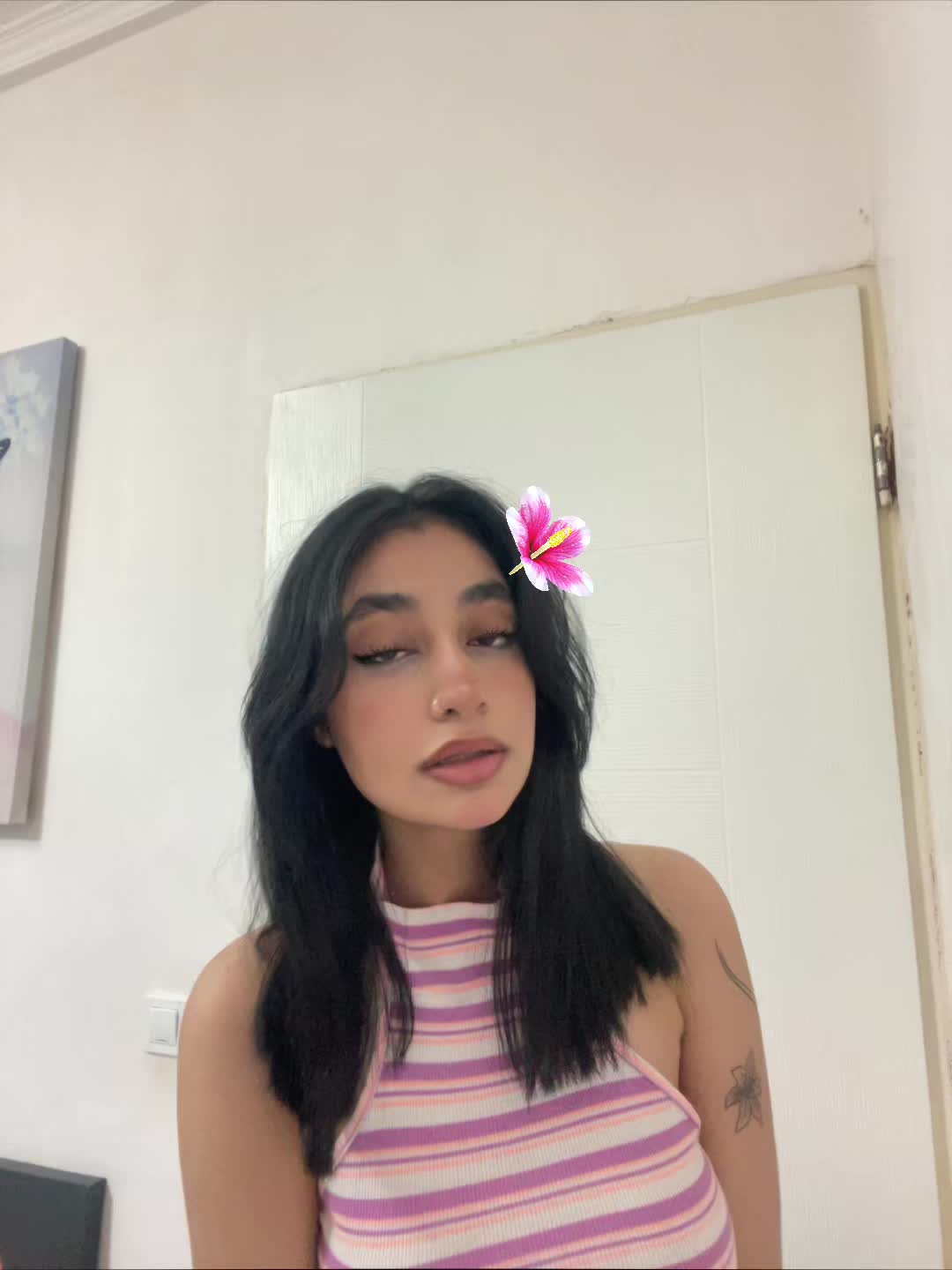@Donyaaaa