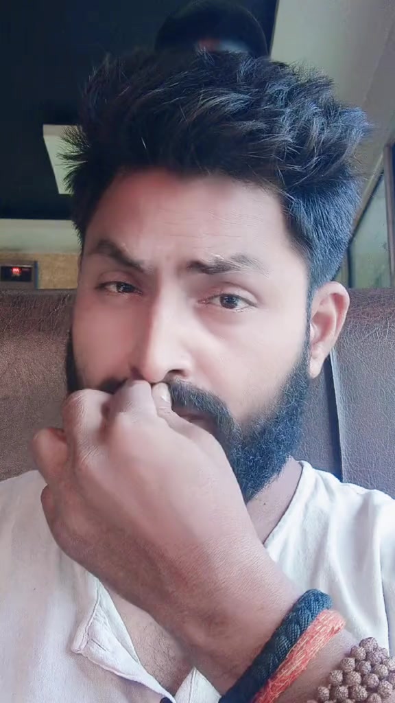 @Er Yadav 🚬&reg;️