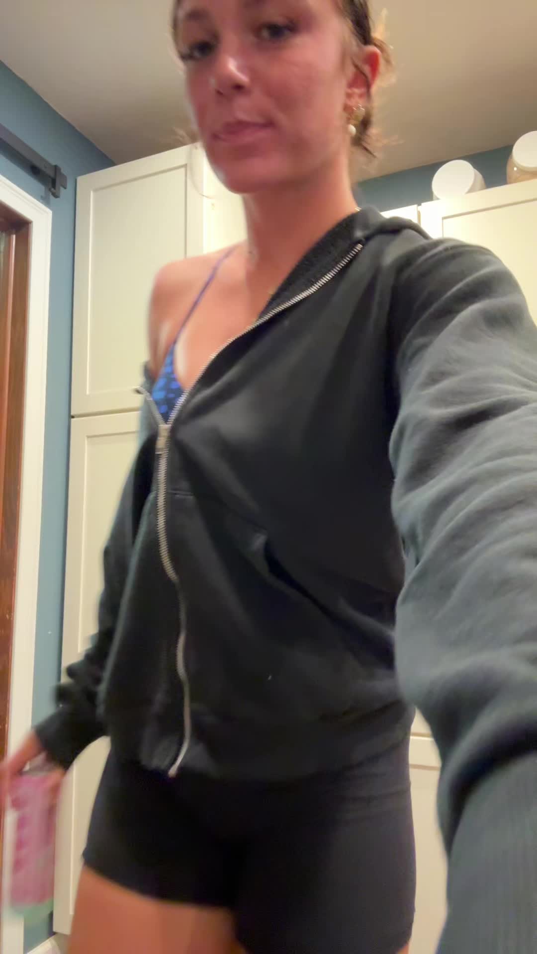 @g