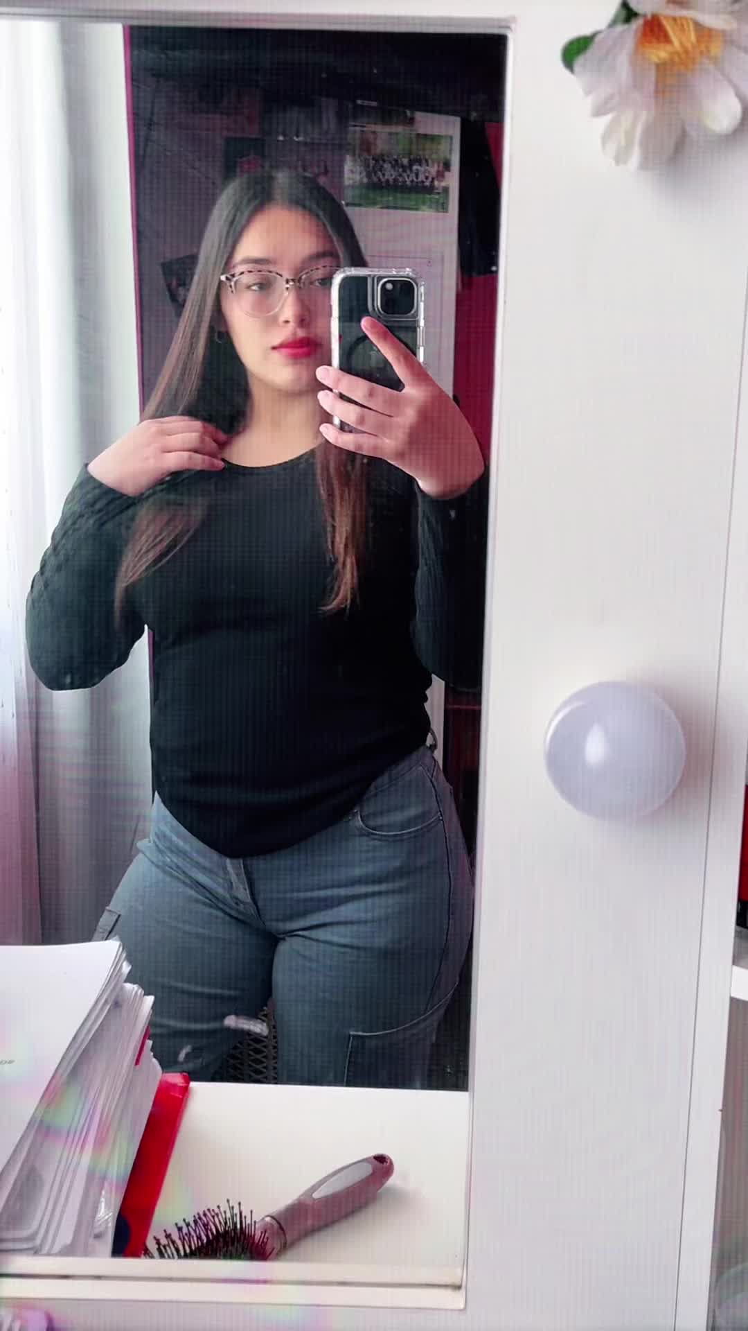 @𝐷𝑎𝑟𝑙𝑦𝑛𝑔 𝑟𝑢𝑏𝑦🤍
