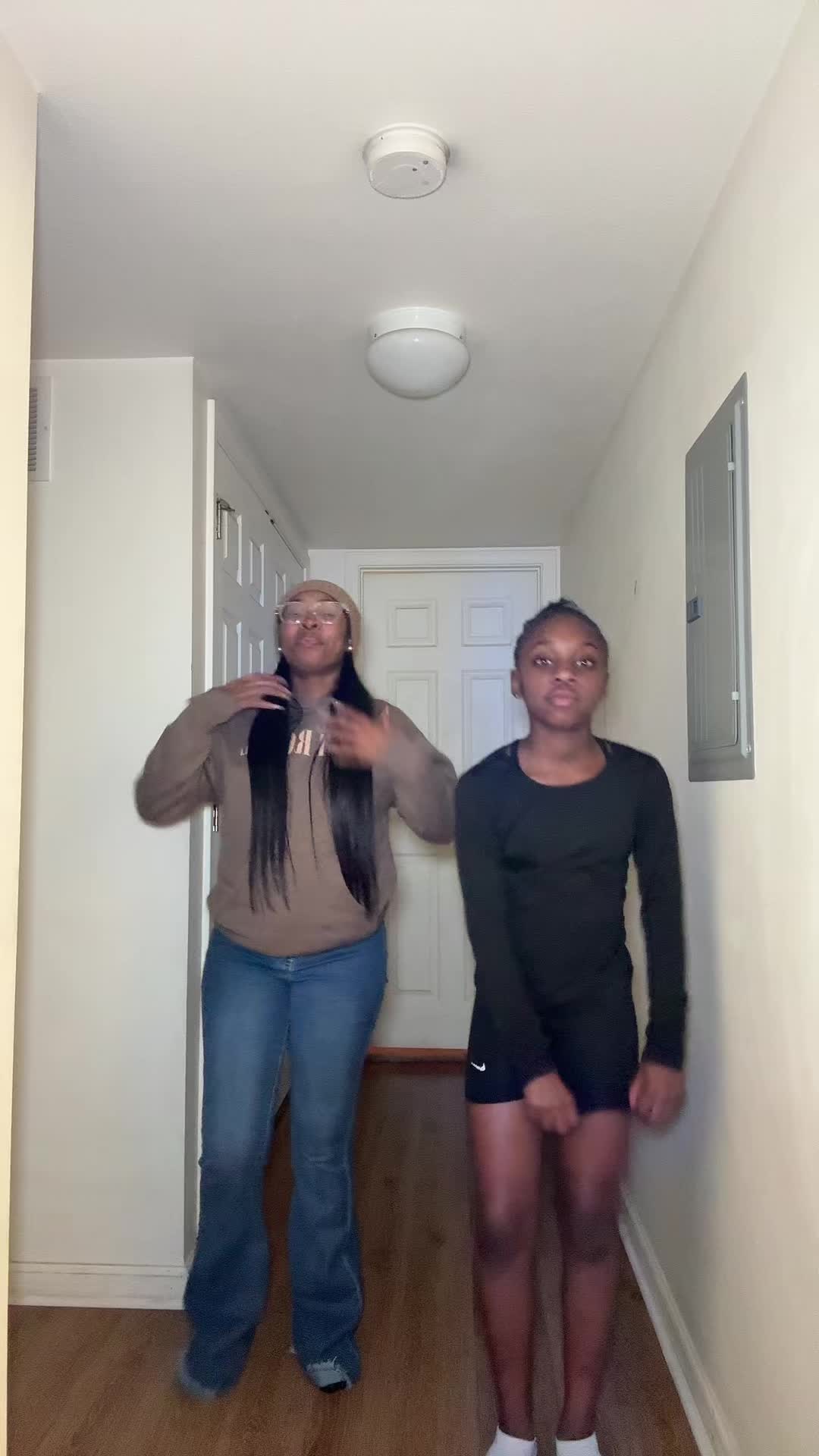 @HerPrettyAzz💋