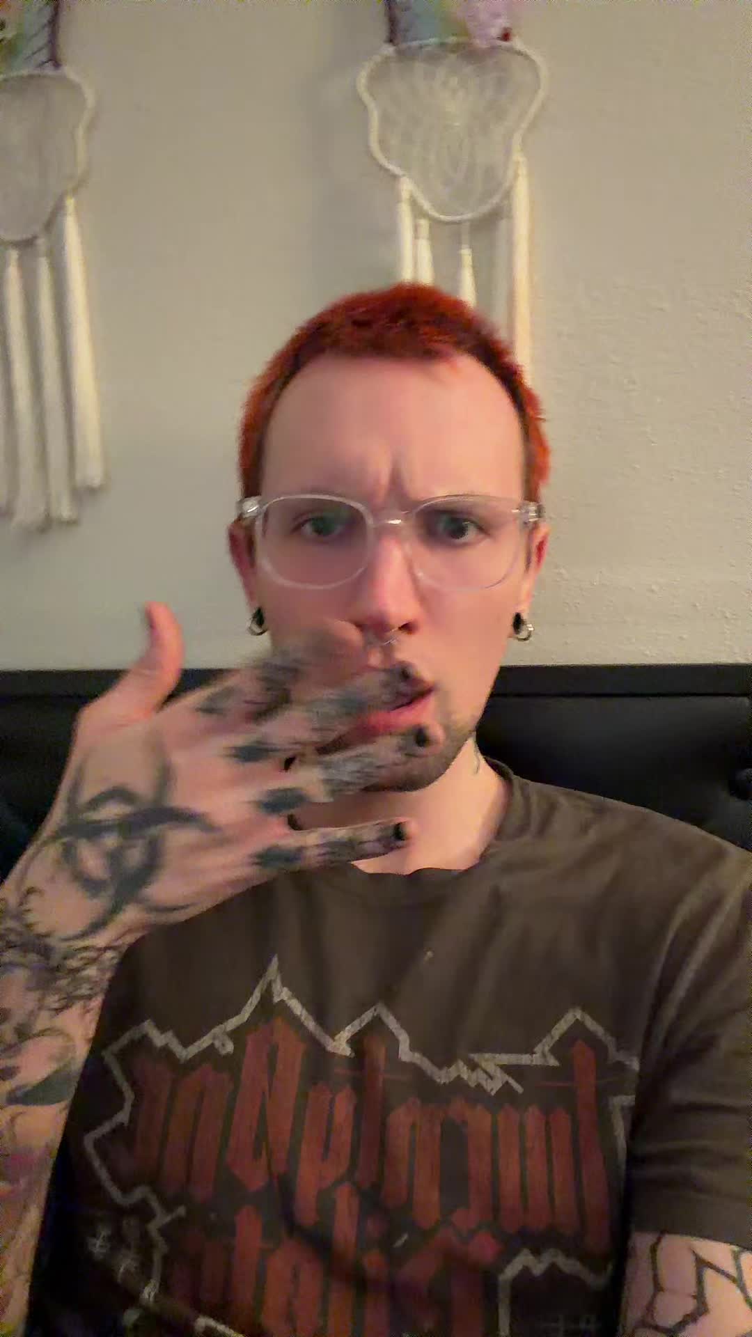 @6arelyhuman