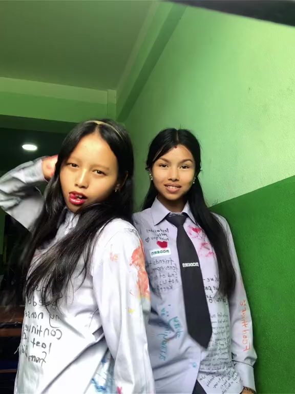 @Pratikshya👻