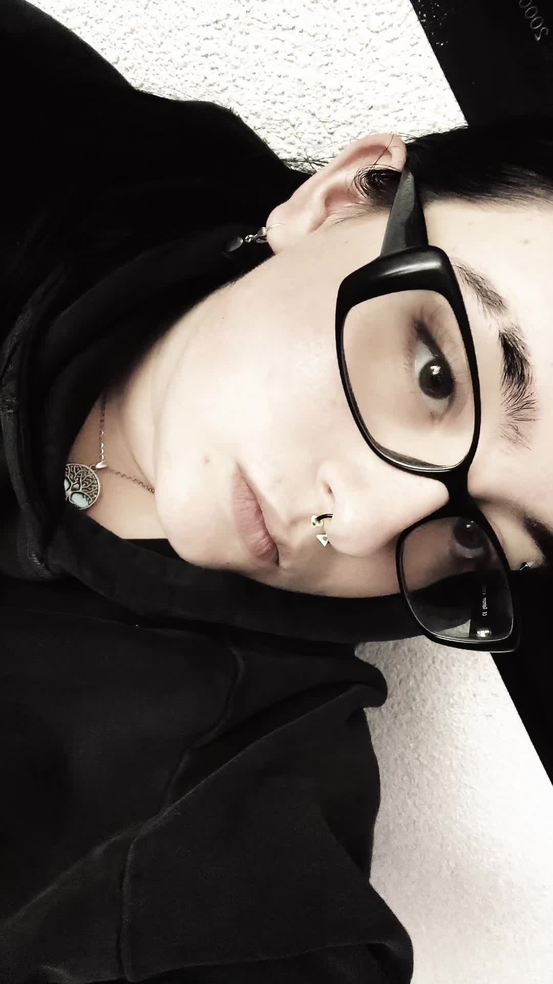 @lil_dragon666(qp) 😝