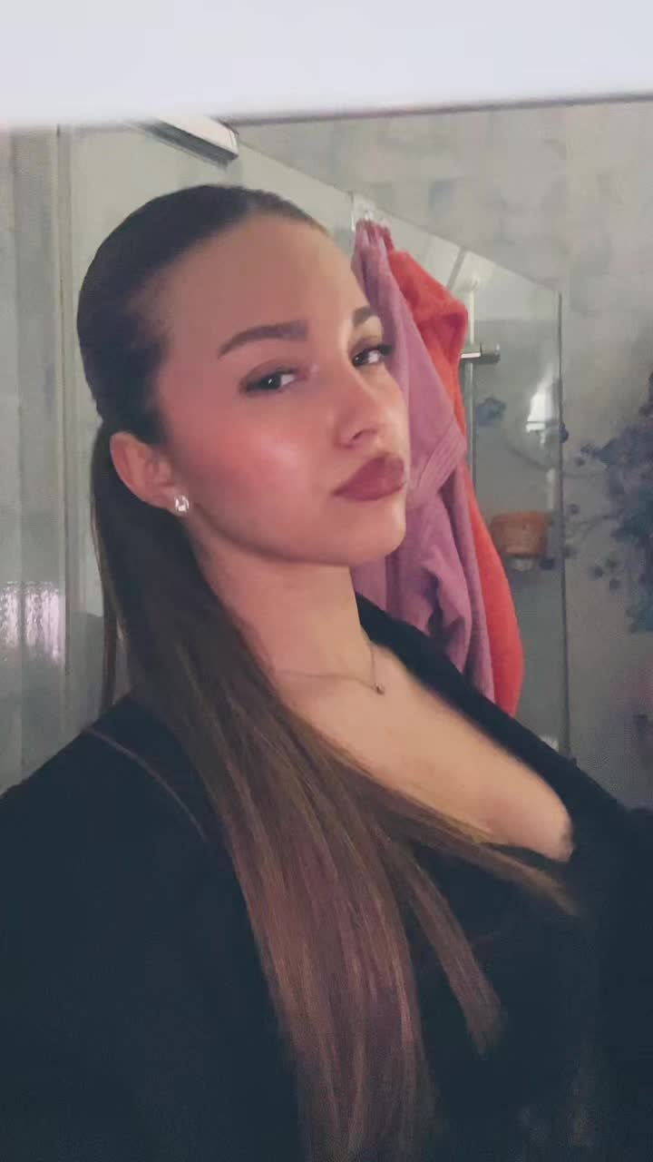 @𝓐𝓵𝓮𝓼𝓼𝓲𝓪🇷🇴