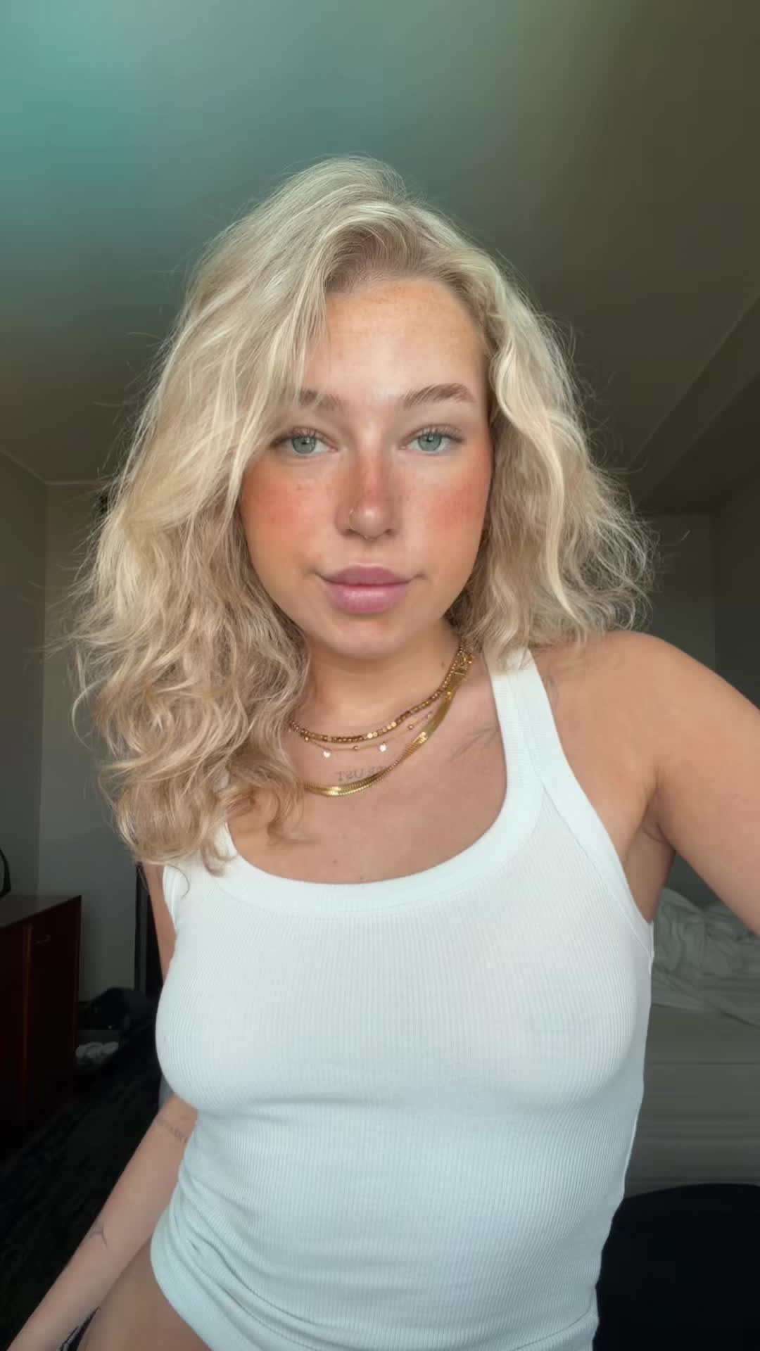 @Nina