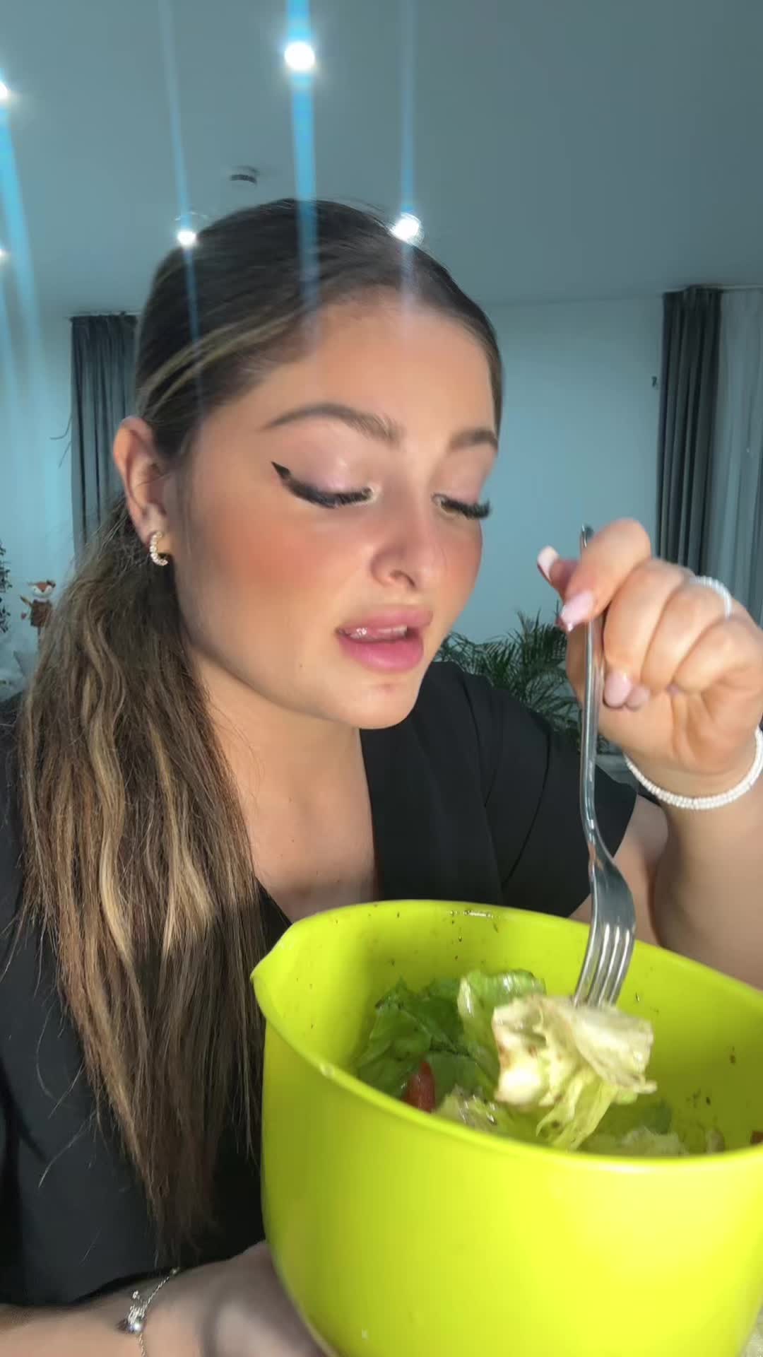 @CleliaKadir🇹🇷Soley🇮🇹Cicci