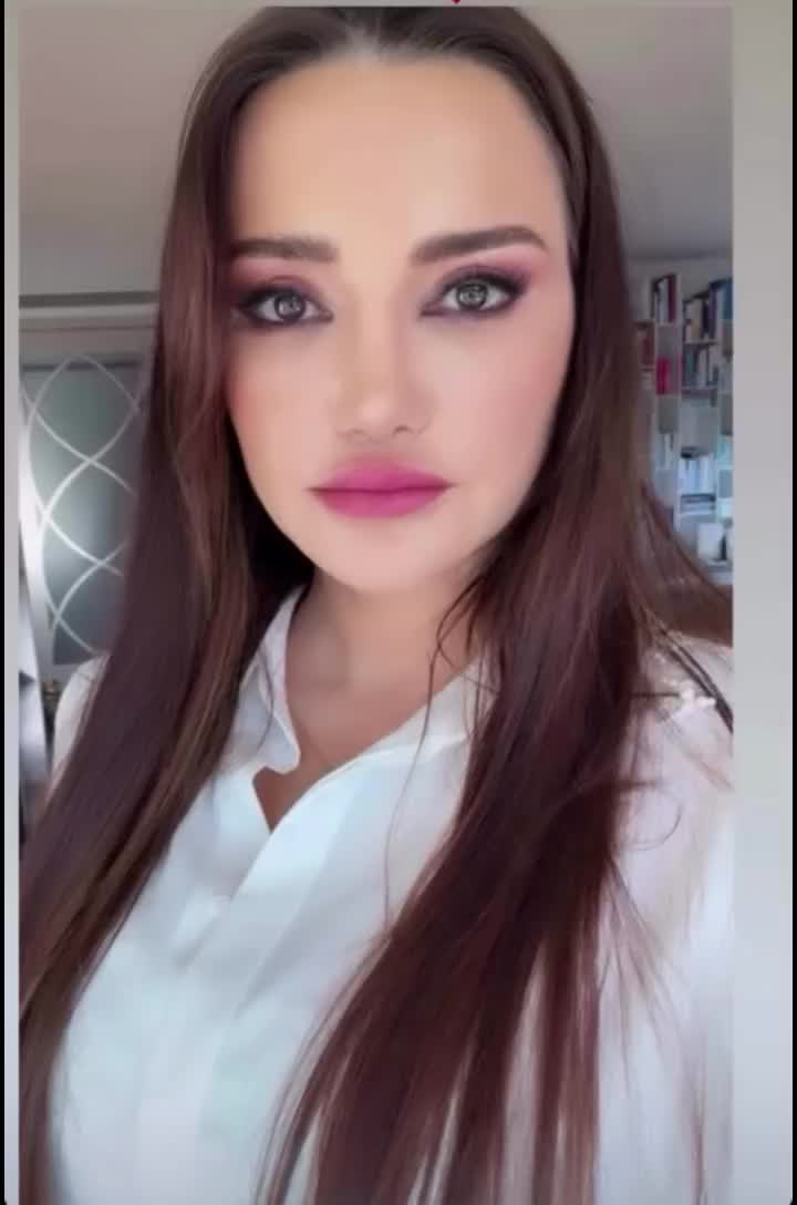 @KM