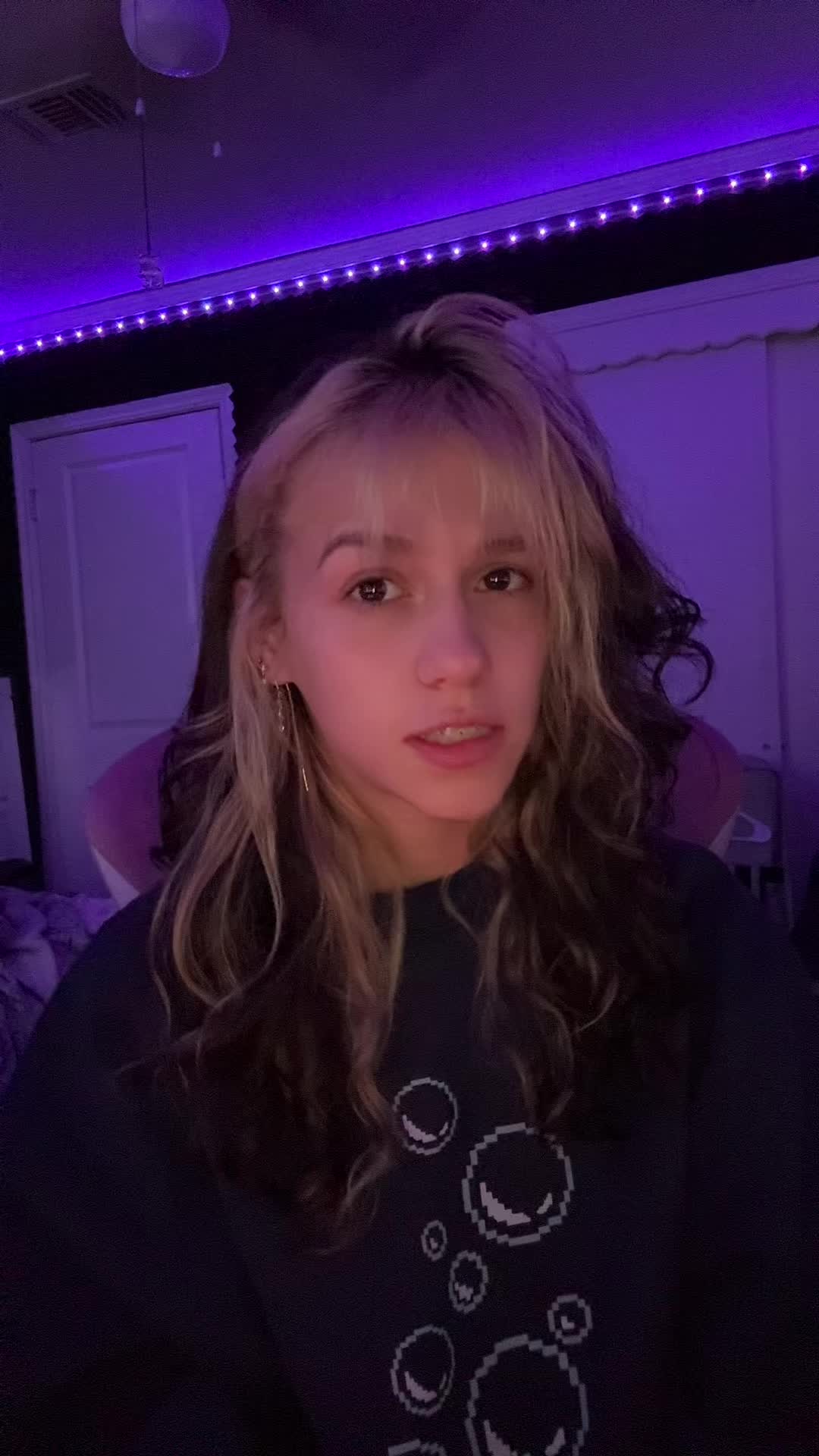 @RubberDuckieJo