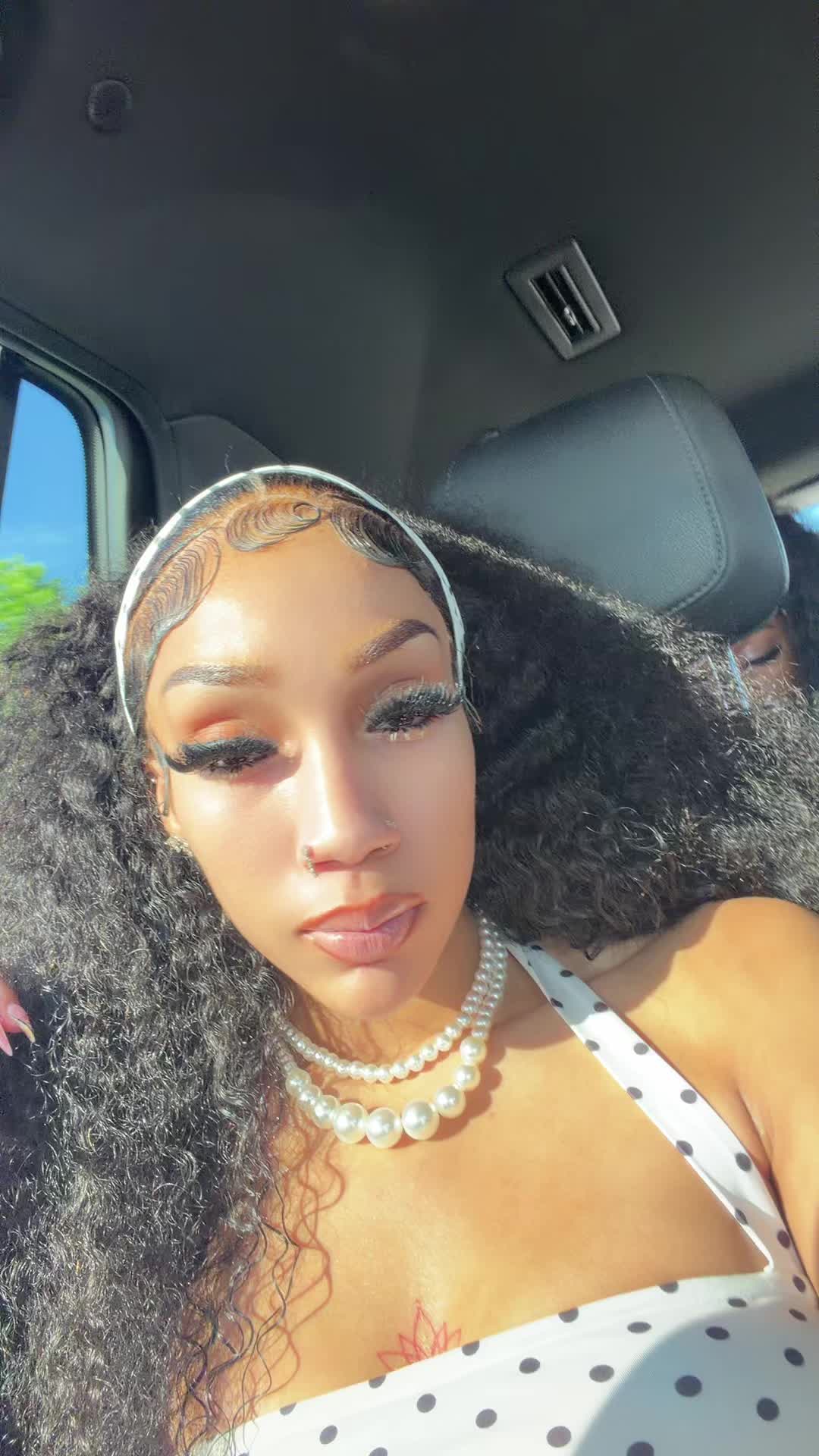 @♈️