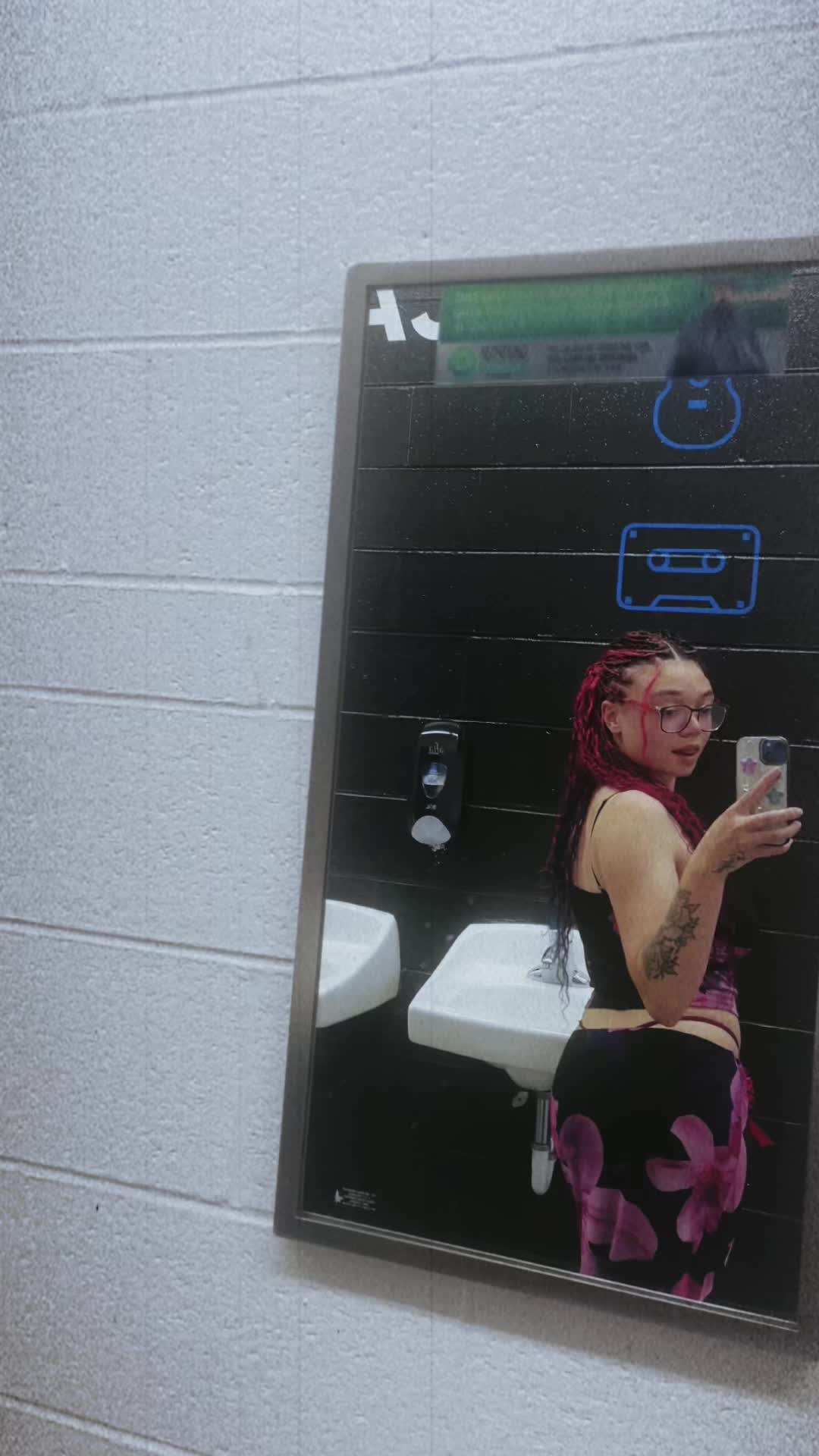 @dumbass.quinn