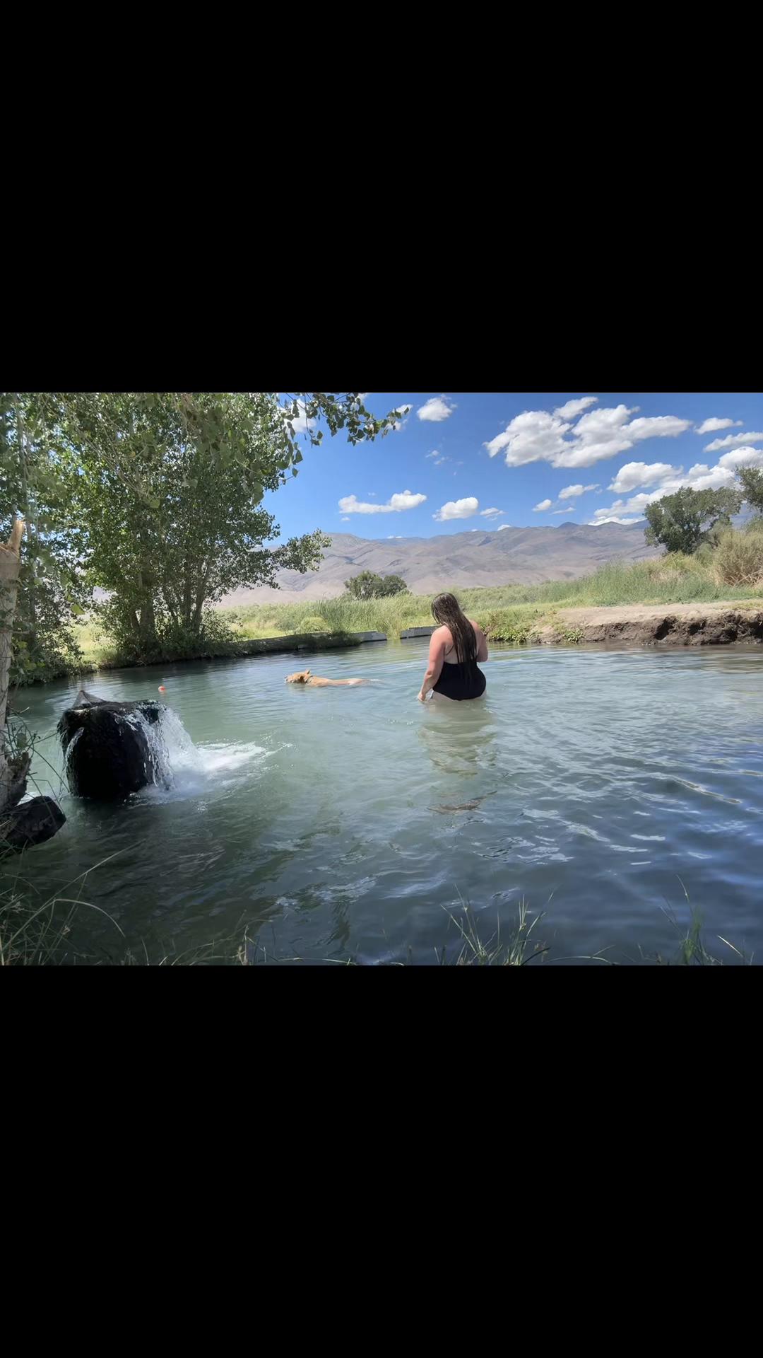 @Adventuresofmaxxandsandie
