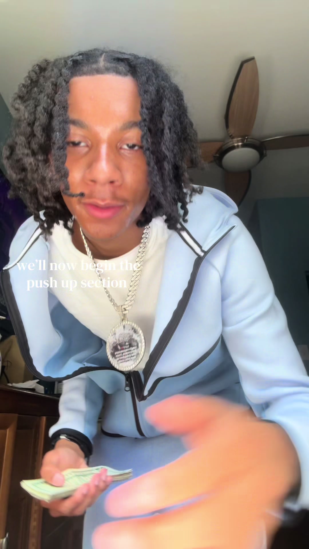 @Playb0ytwisted