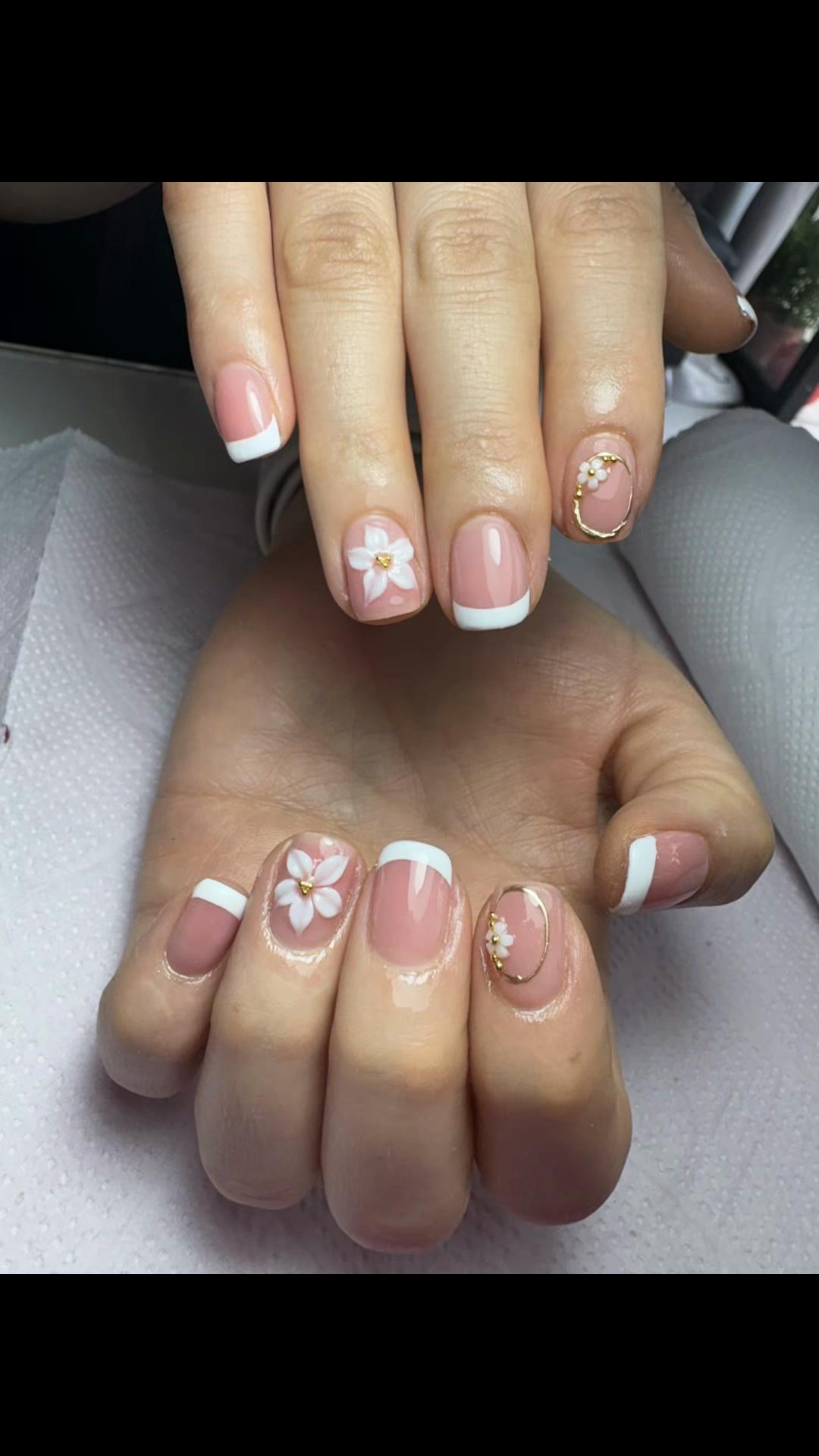 @Deluxe uñas