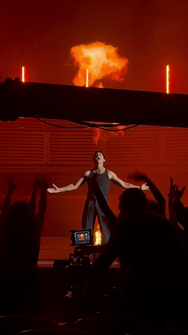 @joejonas