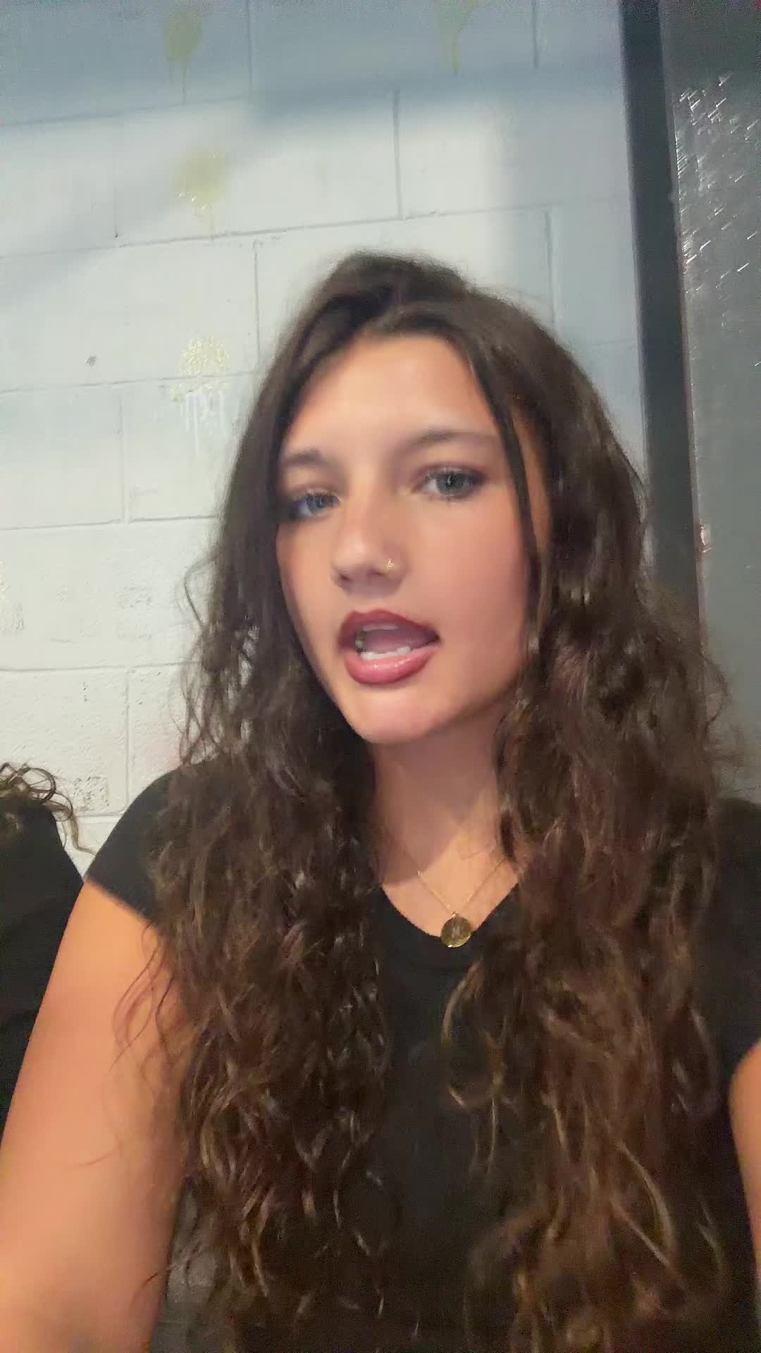 @maddieperkins14