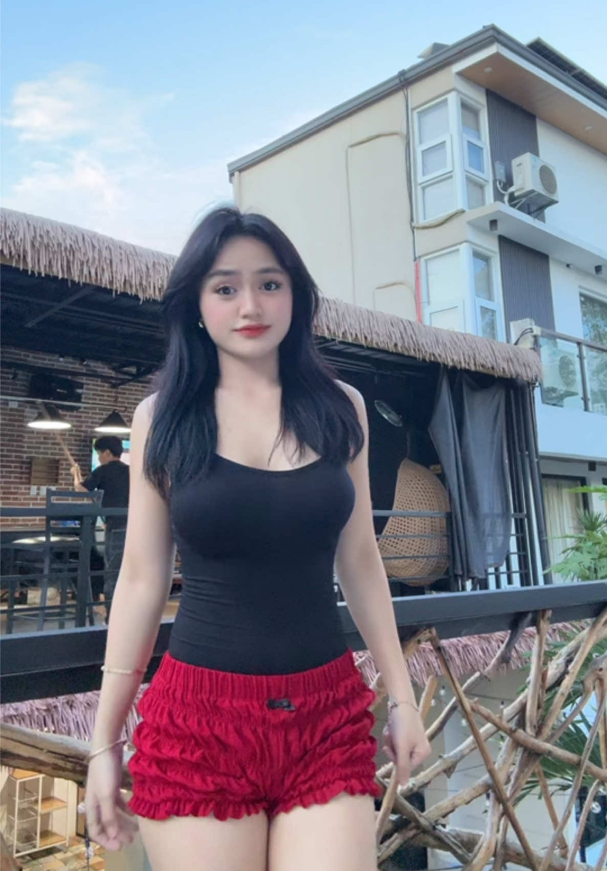 @ella