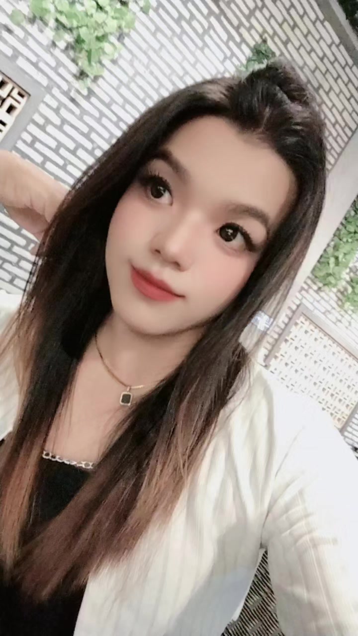 @🌸𝔹𝕖𝕝𝕝𝕒 ℂ𝕙𝕠𝕞𝕖𝕝𝕝🌸