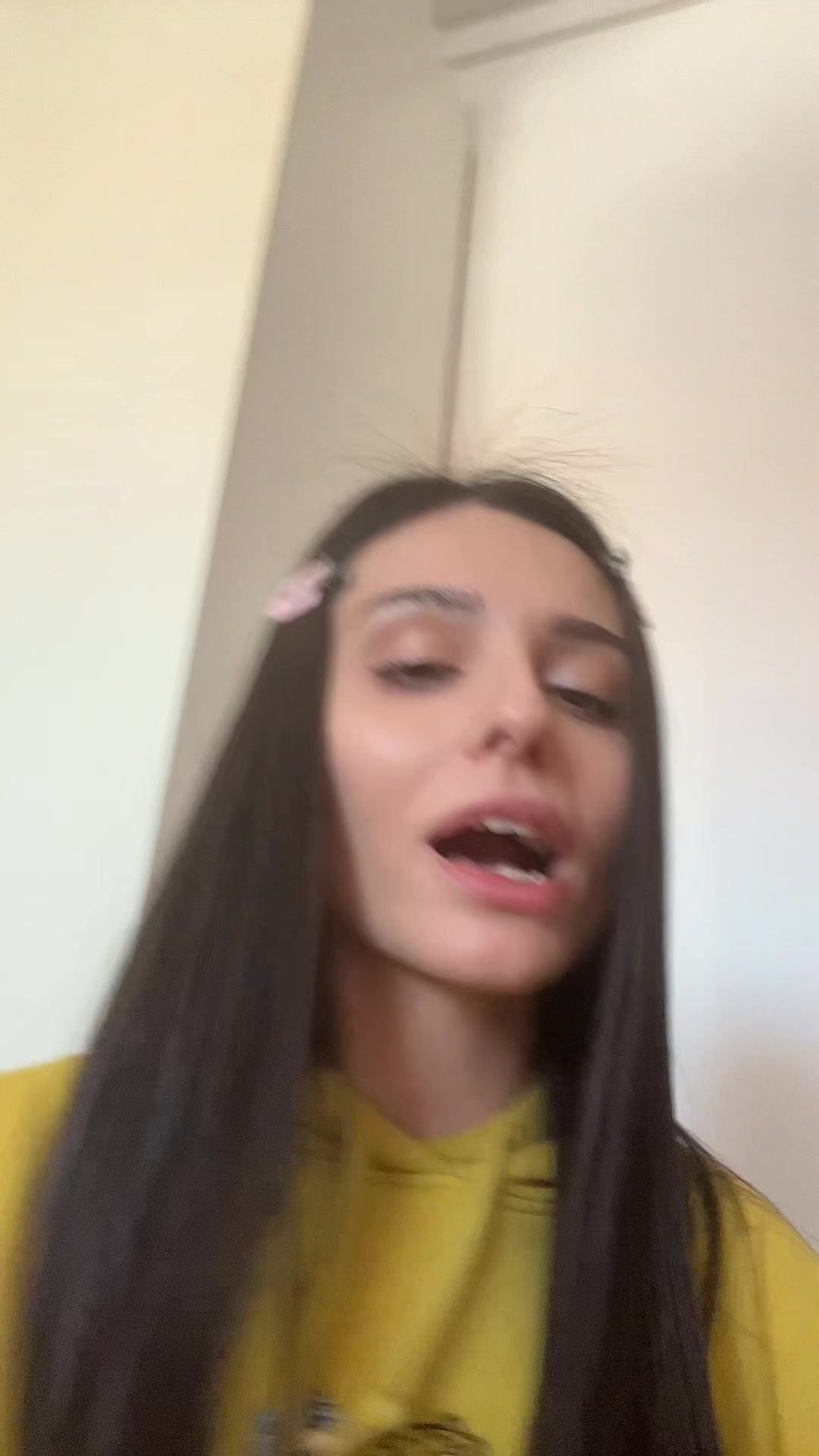 @Mia Fernandes