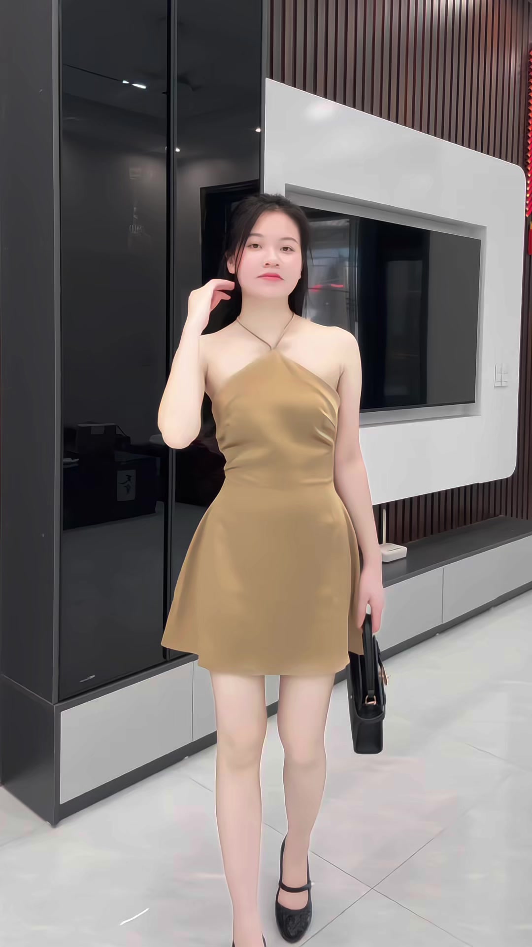 @Hằng tún 👻