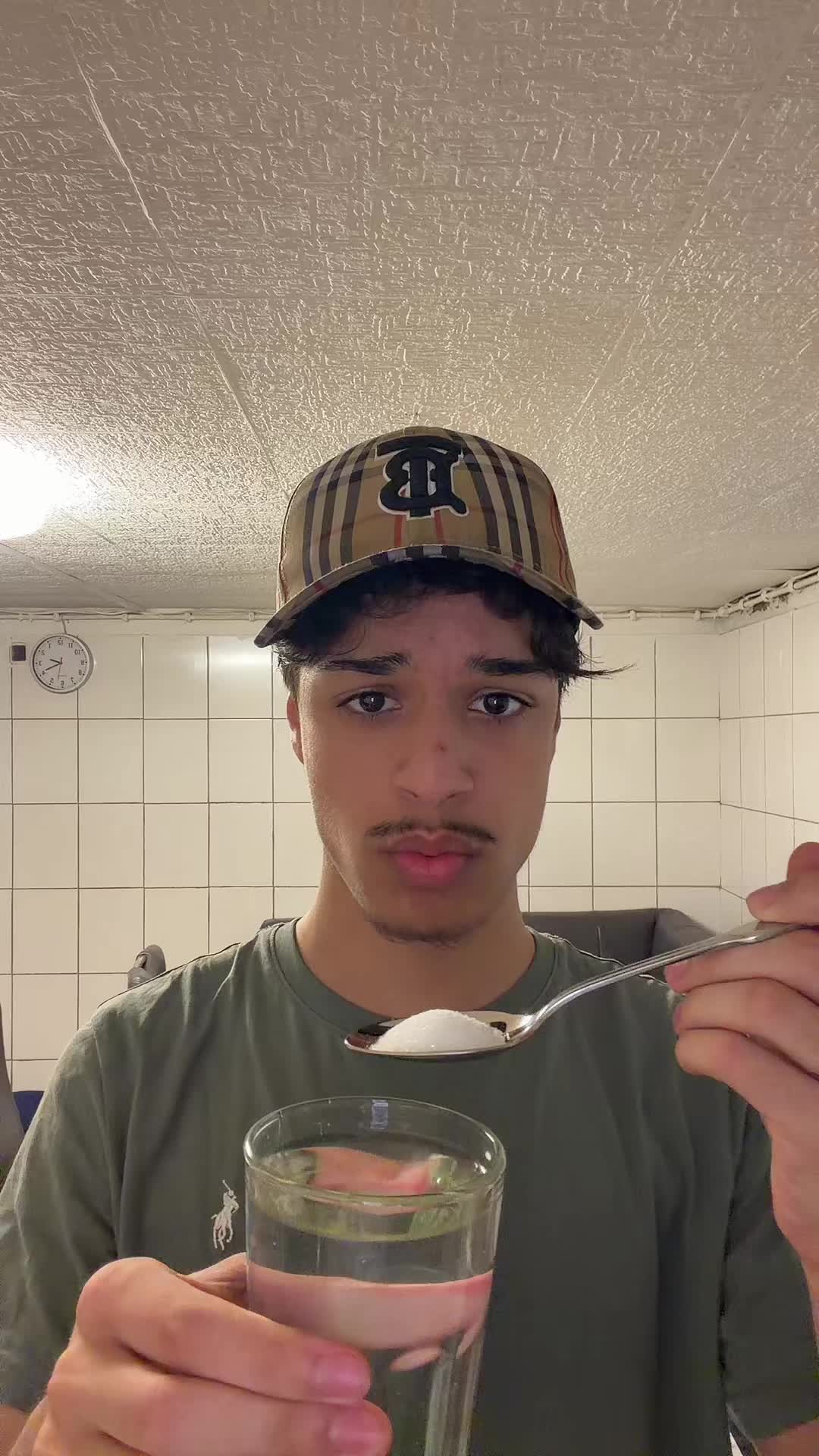 @Hewadbroo
