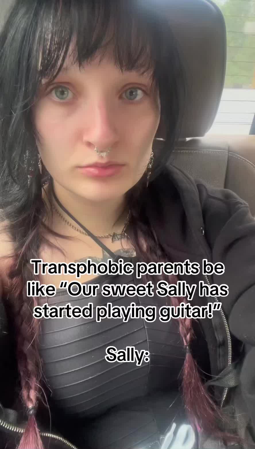 @megandeth_