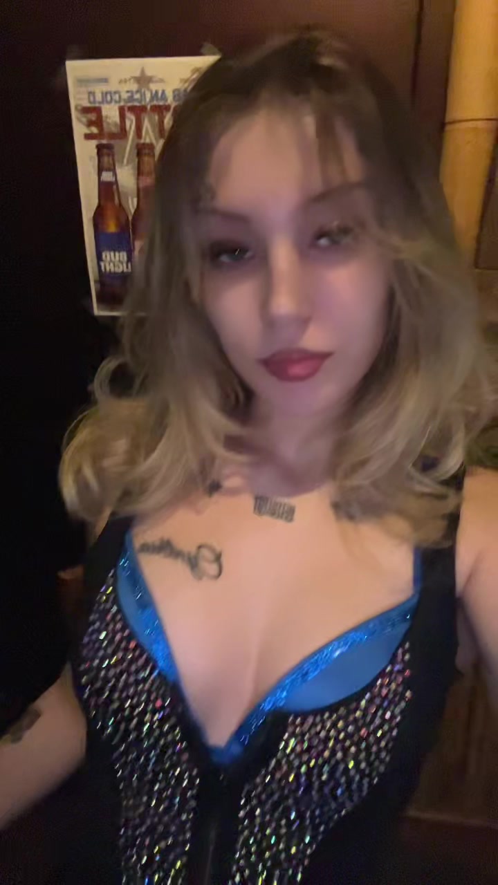 @.party.gets.me.wetterrr