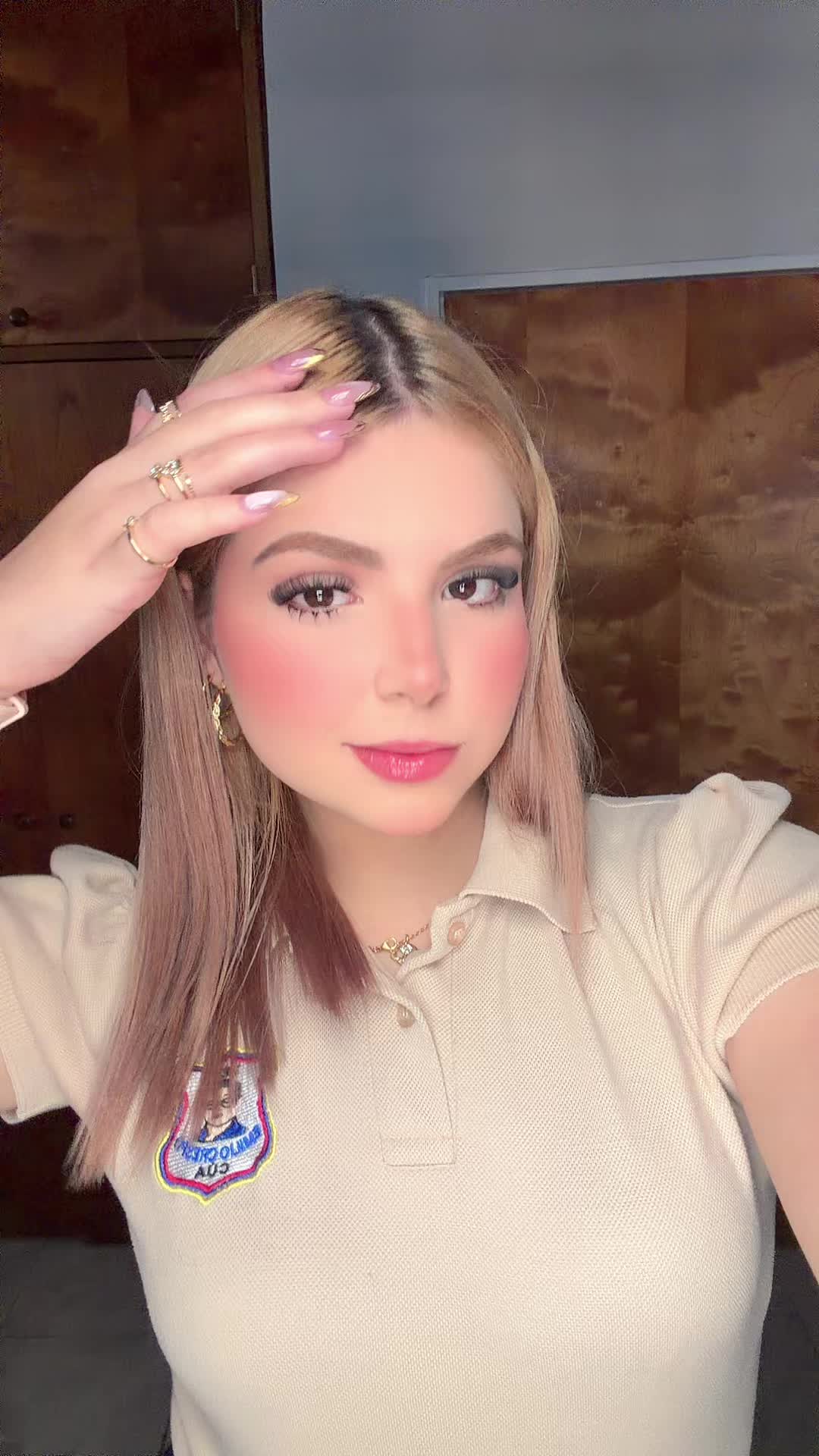 @Chris 👸🏼