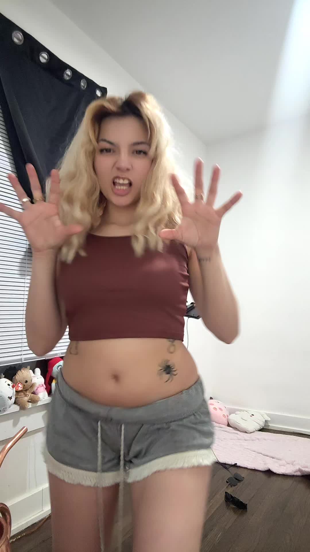 @Liz🩷
