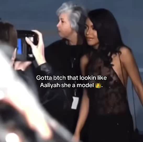 @𝒮elinaduzit🎶