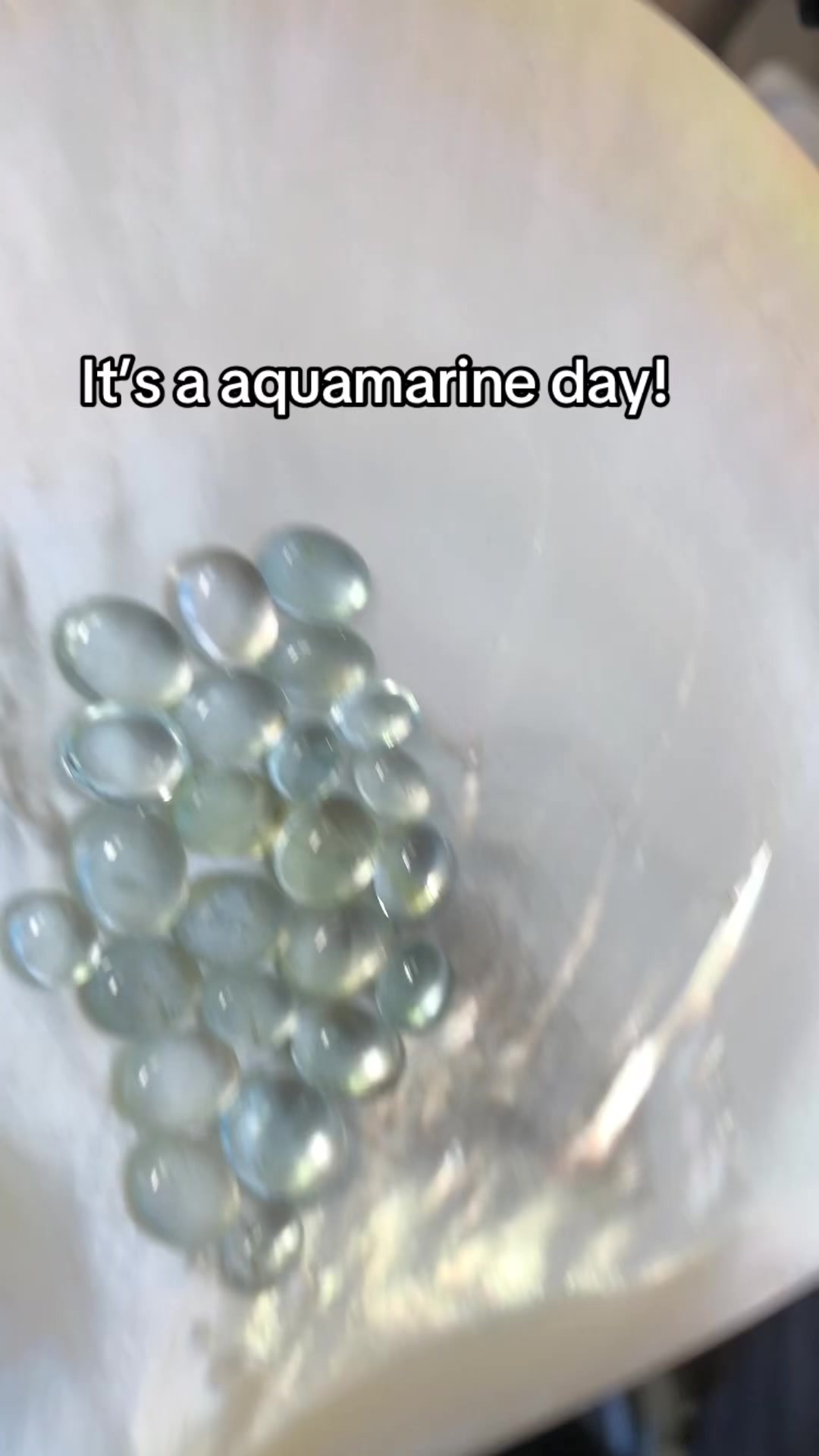 @nikmakcrystals