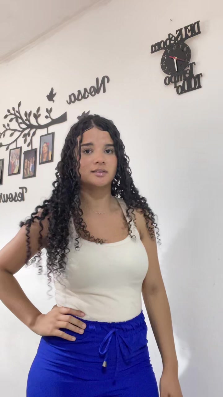 @erica_valesca