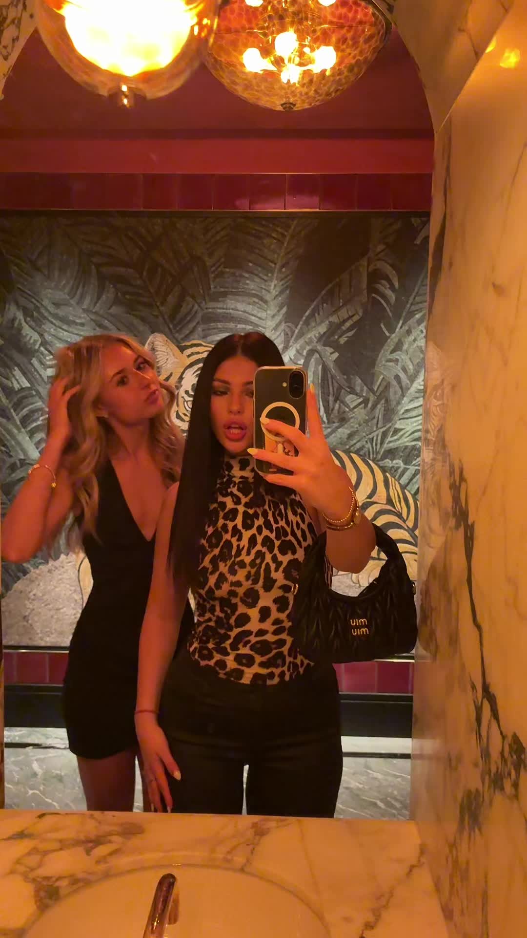 @Milica🪽